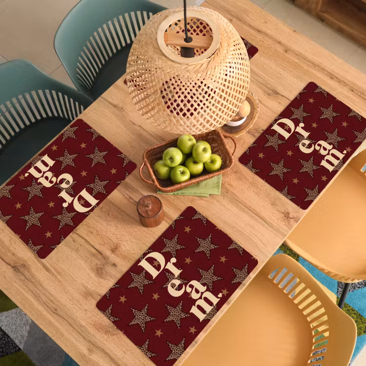 Sterren - Luipaardprint - Dream - Bordeaux Placemat vinyl groot -zzsfeer5_Kitchenyeah-website