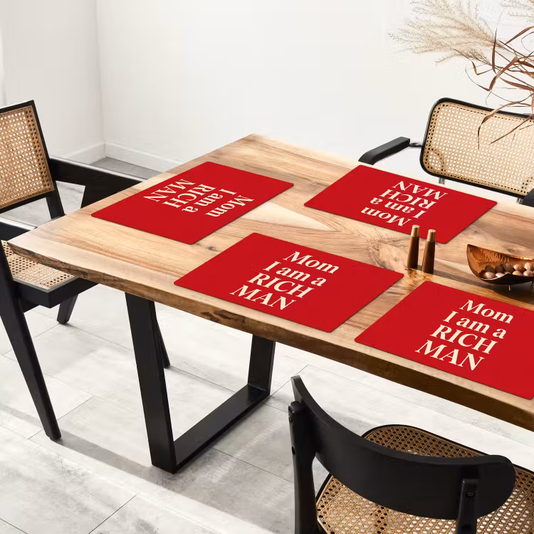 Tekst - Rijkdom - Motivatie - Rood - Modern Placemat vinyl groot -zzsfeer4_Kitchenyeah-website