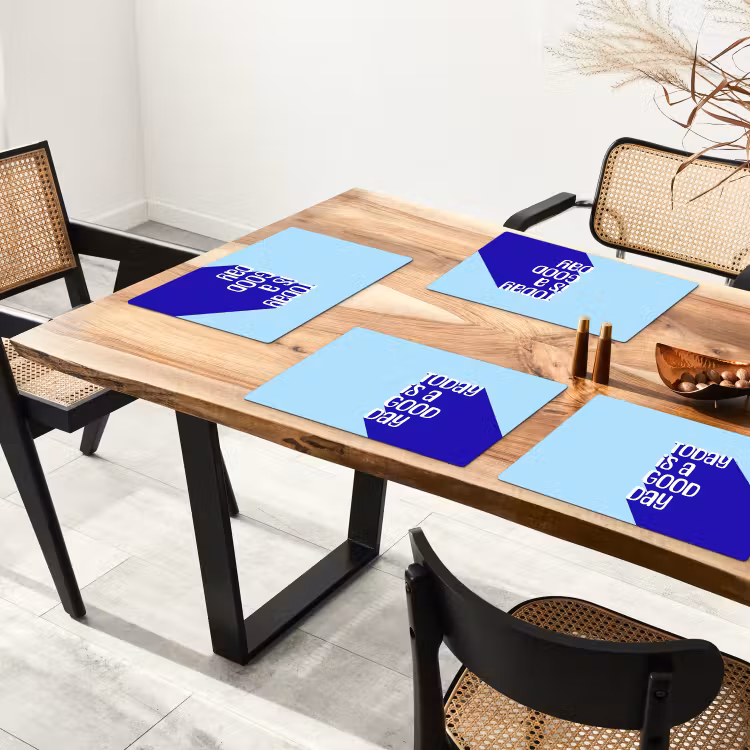 Today is a good day - Blauw - Schaduw Placemat vinyl groot -zzsfeer4_Kitchenyeah-website