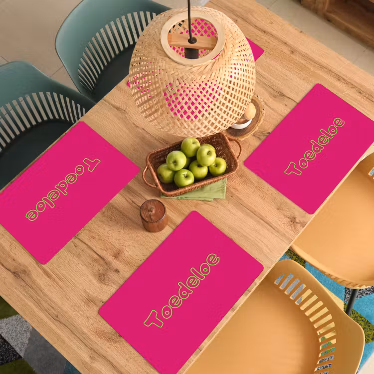 Toedeloe - Groen - Roze Placemat vinyl groot -zzsfeer5_Kitchenyeah-website