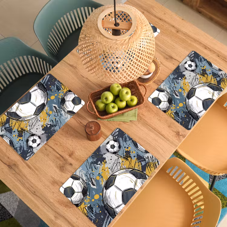 Voetbal - Abstract - Sport - Kleurrijk Placemat vinyl groot -zzsfeer5_Kitchenyeah-website