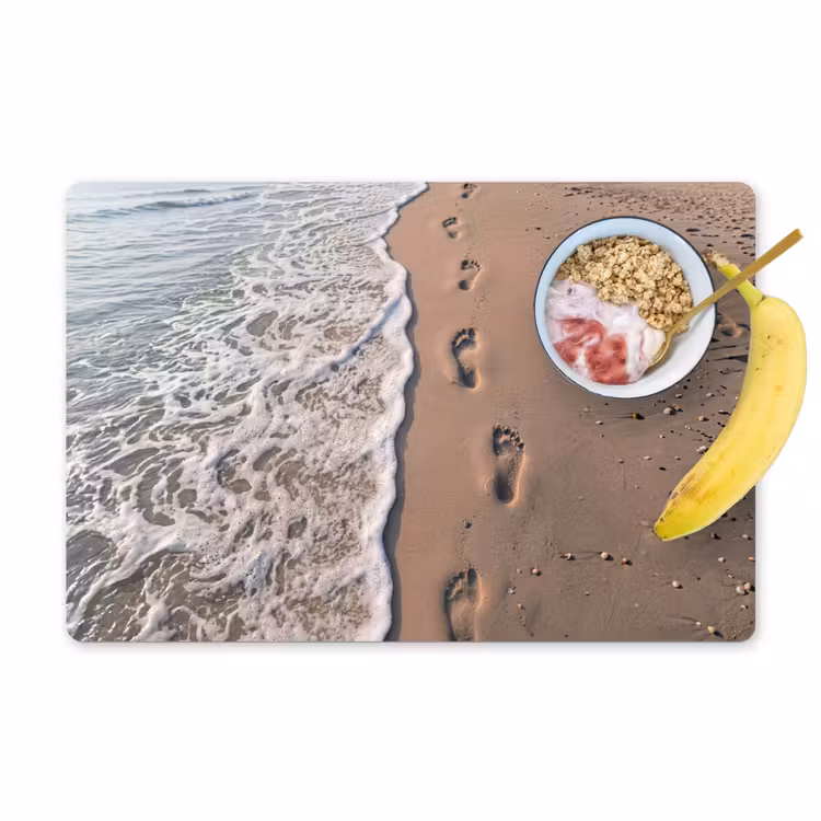 Voetstappen - Vloedlijn - Zee Placemat vinyl groot -zzzproduct_Kitchenyeah-website