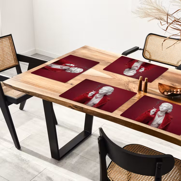 Vrouw - Bontjas - Mode - Klassiek - Rood Placemat vinyl groot -zzsfeer4_Kitchenyeah-website