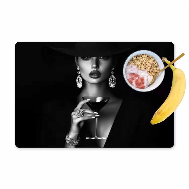 Vrouw - Cocktail - Chic Placemat vinyl groot -zzzproduct_Kitchenyeah-website
