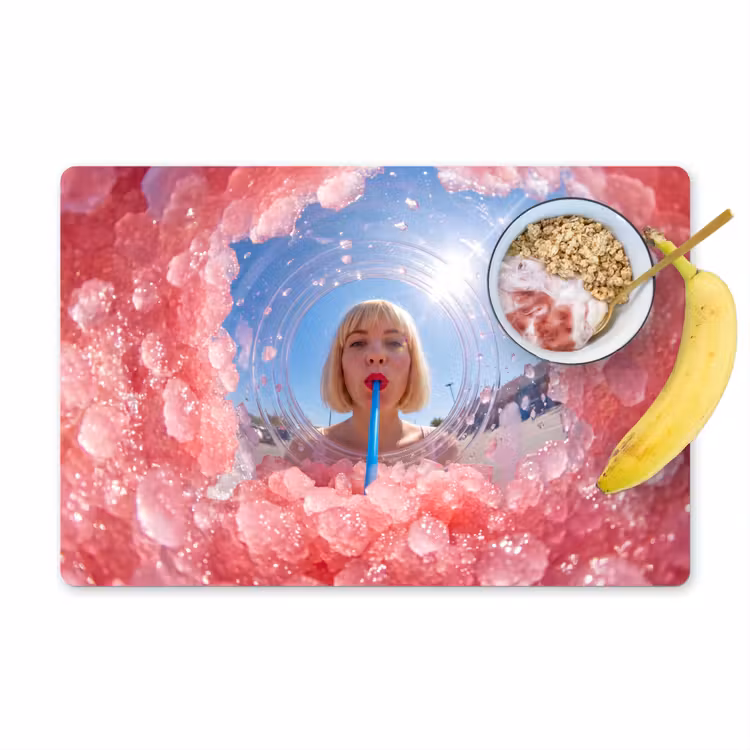 Vrouw - Drank - Zomer - Roze - Blauw Placemat vinyl groot -zzzproduct_Kitchenyeah-website