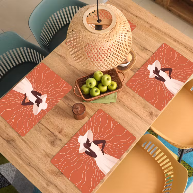 Vrouw - Hoed - Portret - Modern - Beige Placemat vinyl groot -zzsfeer5_Kitchenyeah-website