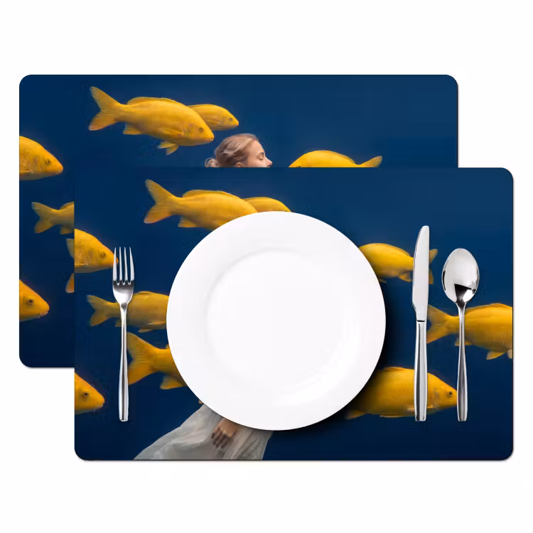 Vrouw - Vis - Water - Natuur - Geel Placemat vinyl groot -zzsfeer2_Kitchenyeah-website