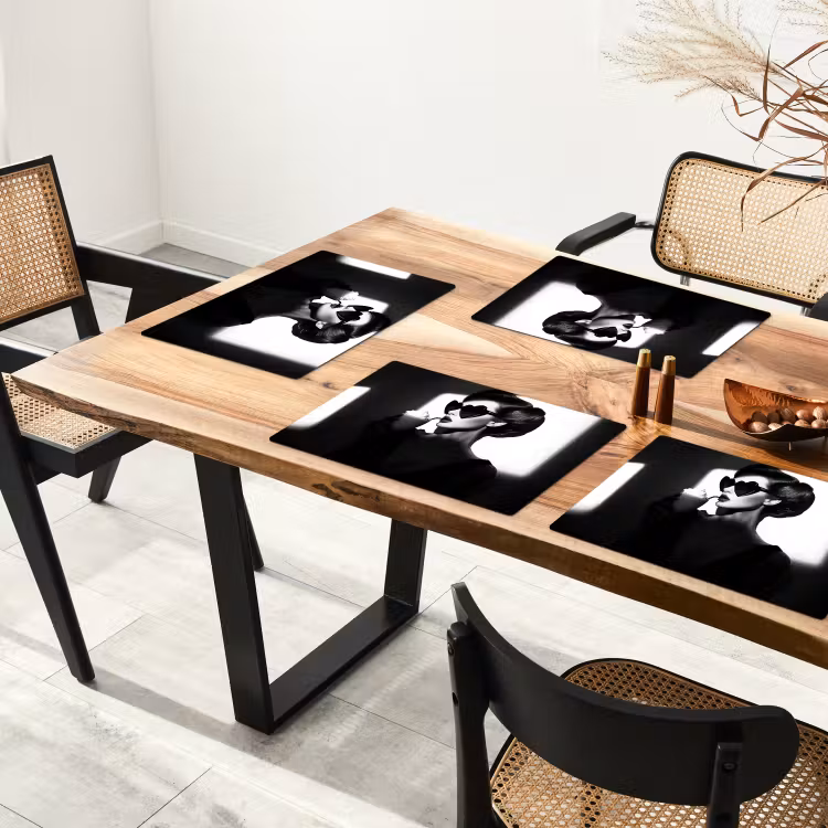 Vrouw - Zwart - Hart Placemat vinyl groot -zzsfeer4_Kitchenyeah-website