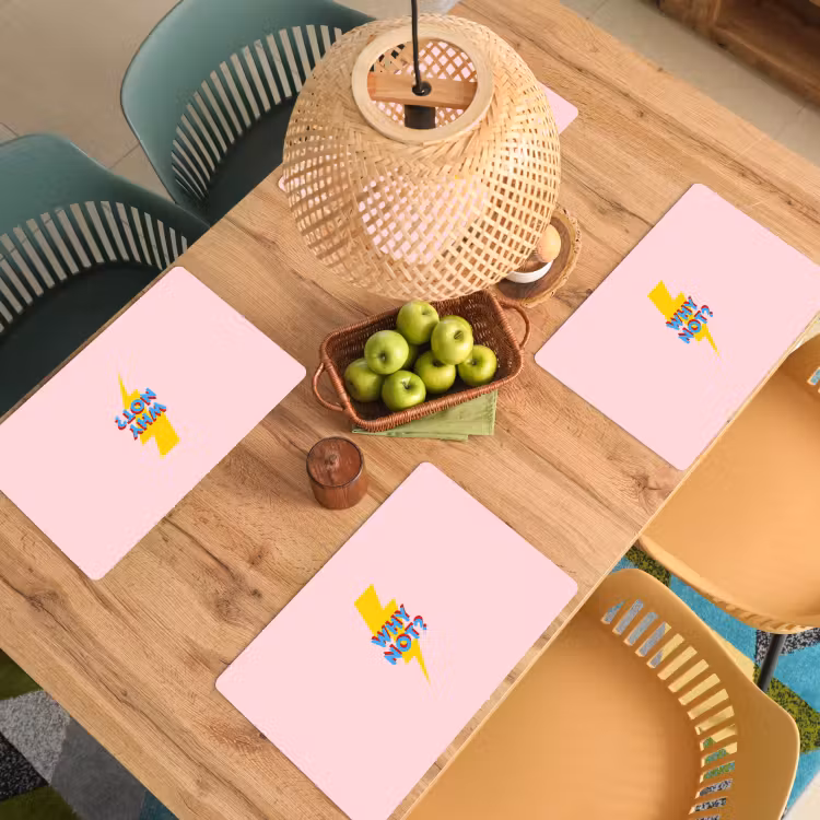 Why not - Bliksem - Roze Placemat vinyl groot -zzsfeer5_Kitchenyeah-website