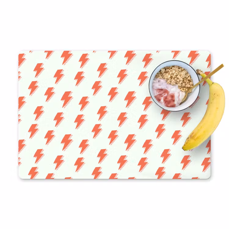 Wit - Rode - Bliksem Placemat vinyl groot 368 -zzzproduct_Kitchenyeah-website