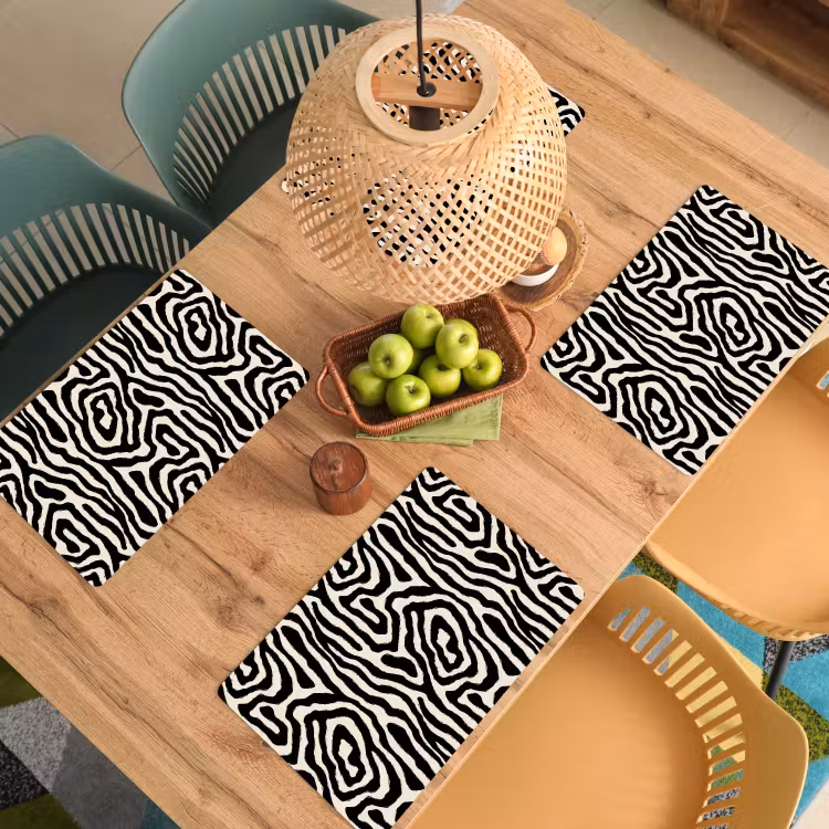 Zebra - Abstract - Zwart Placemat vinyl groot 368 -zzsfeer5_Kitchenyeah-website