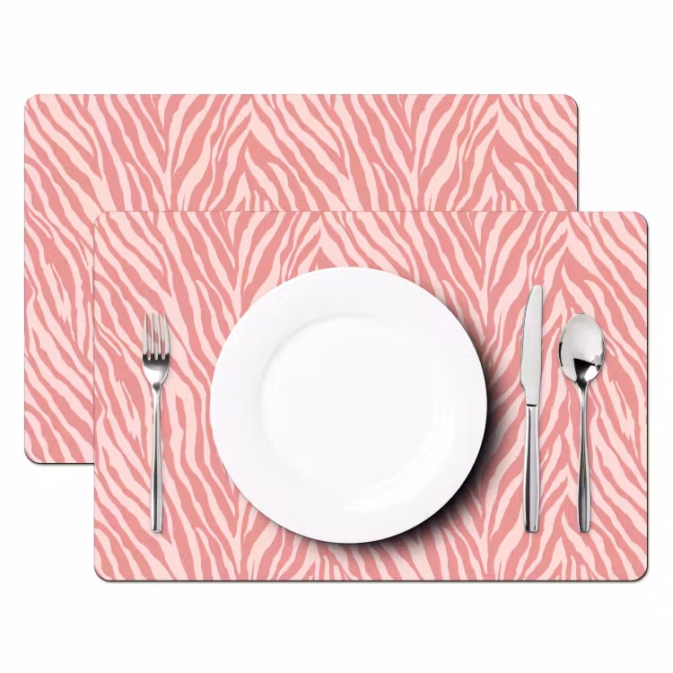 Zebra - Print - Roze Placemat vinyl groot 368 -zzsfeer2_Kitchenyeah-website