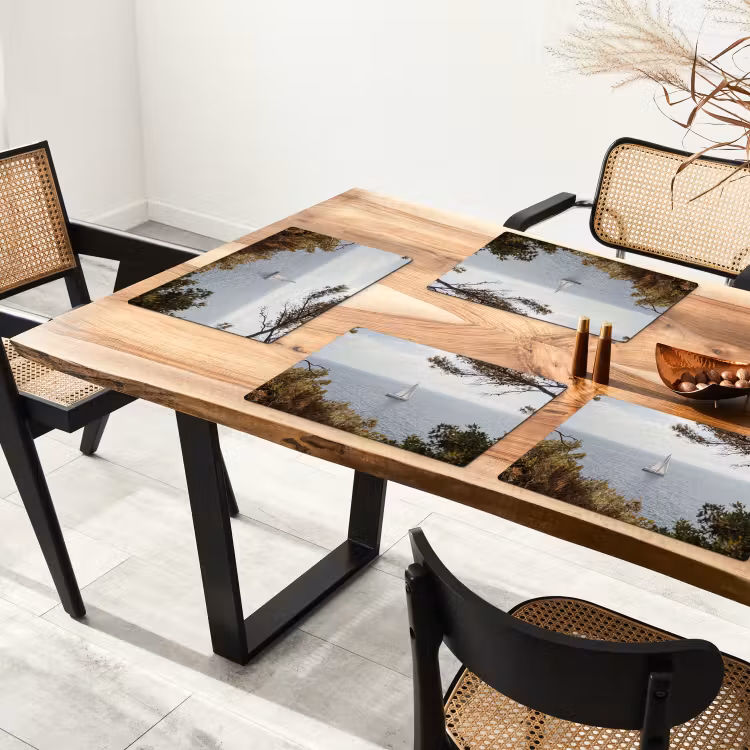 Placemat - 6 stuks - Zeilboot - bomen - water - Zeilboot - bomen - water Placemat vinyl groot