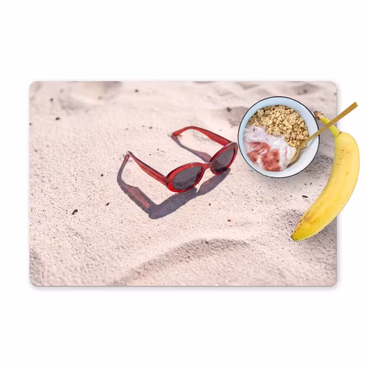Zonnebril - Strand - Vakantie - Rood Placemat vinyl groot -zzzproduct_Kitchenyeah-website