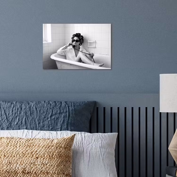 Bad - Vrouw - Zwart - Wit poster papier klein -sfeer2