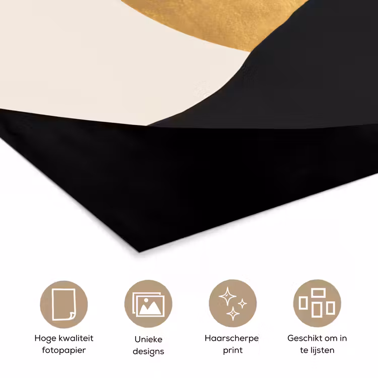 Bergsilhouetten - Gouden cirkel - Beige poster papier klein -closeup_NL