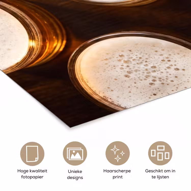 Bier - Glazen - Schuim - Hout - Drank poster papier klein -closeup_NL