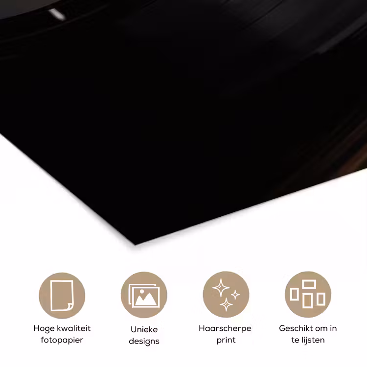 Close-up - Vinylplaat - Platenspeler - Zwart poster papier klein -closeup_NL