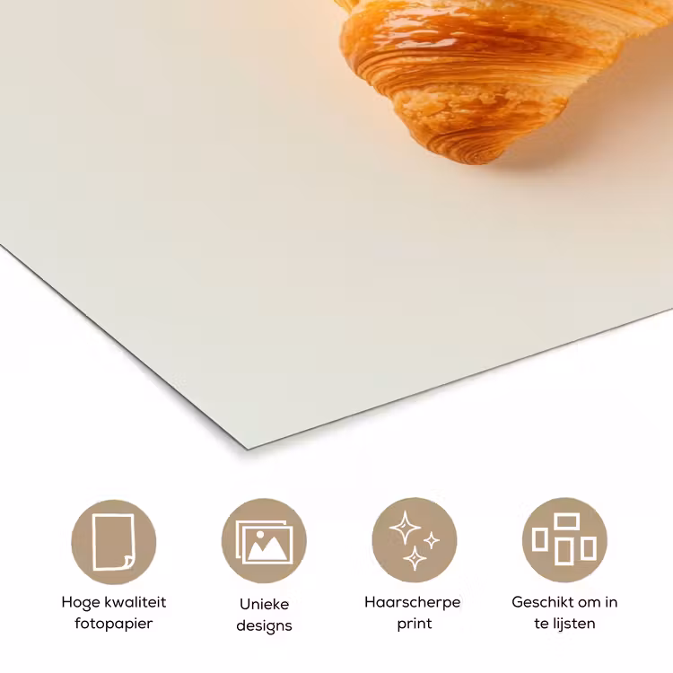 Croissant - Brood - Beige poster papier klein -closeup_NL