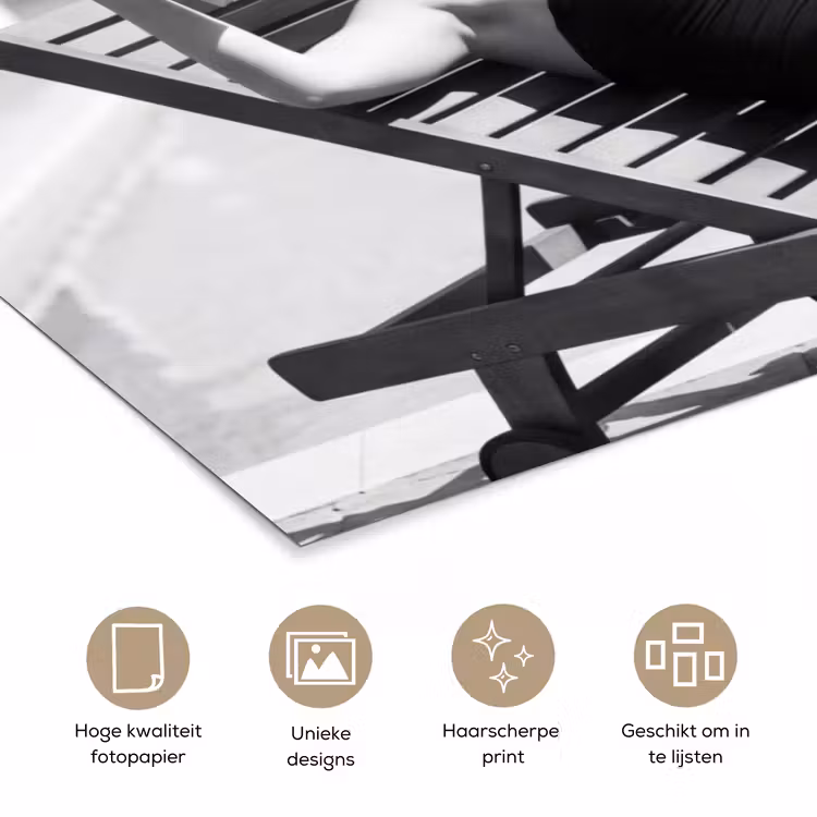 Glamour - Modern - Zwart - Wit poster papier klein -closeup_NL