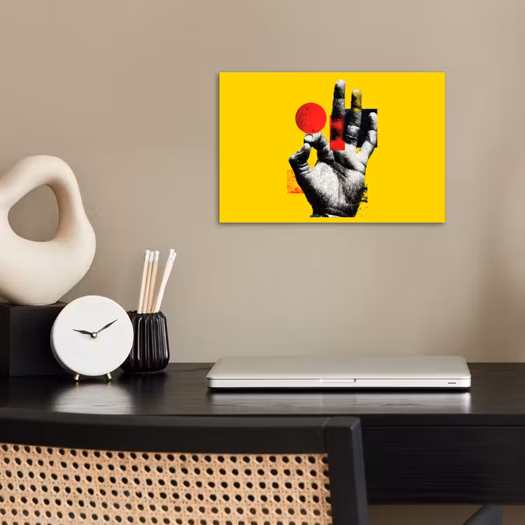 Hand - Rode cirkel - Geel poster papier klein -sfeer1