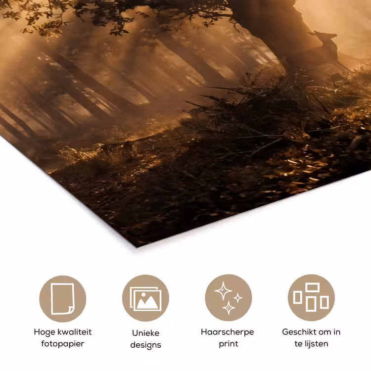 Hert - Bos - Mistig - Natuur - Goud poster papier klein -closeup_NL