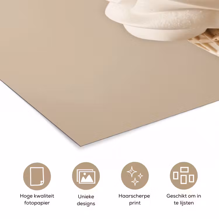 IJs - Softijs - Romig - Hoorntje - Beige poster papier klein -closeup_NL