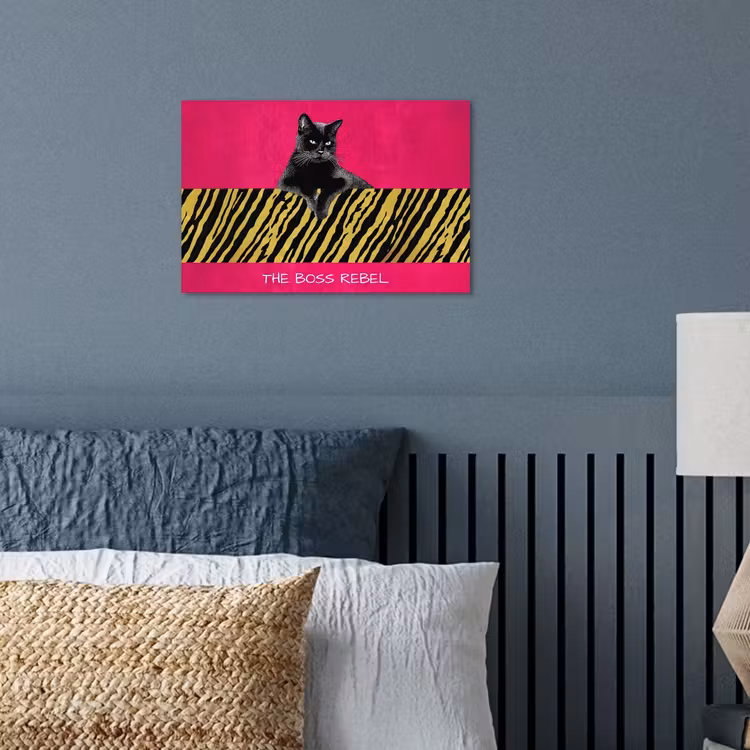 Kat - Baas - Roze - Tijgerprint poster papier klein -sfeer2