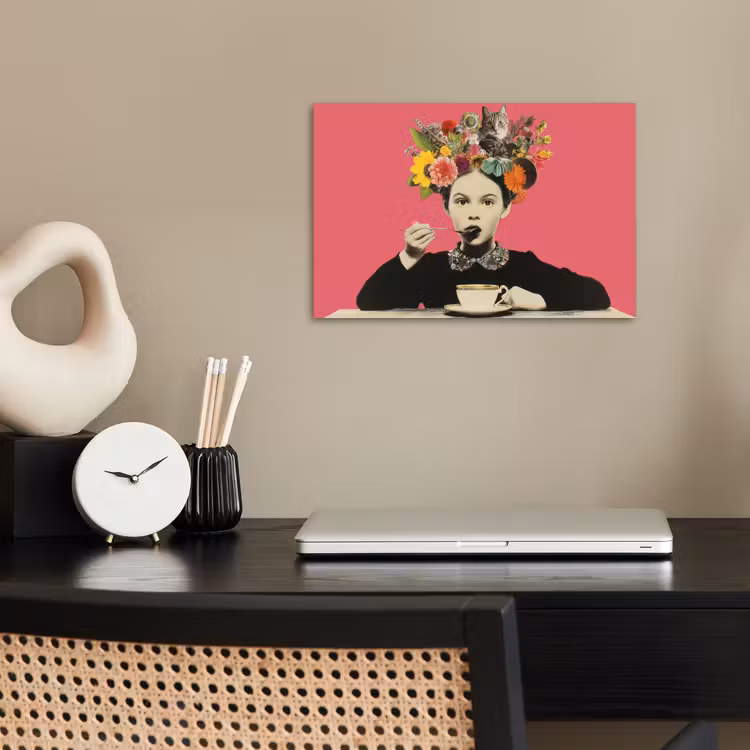 Meisje - Kopje - Bloemen - Roze poster papier klein -sfeer1