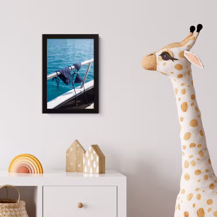 Bikini - Reling - Zee - Zomer - Blauw fotolijst zwart zonder passe partout klein -usfeer4_kinderkamer