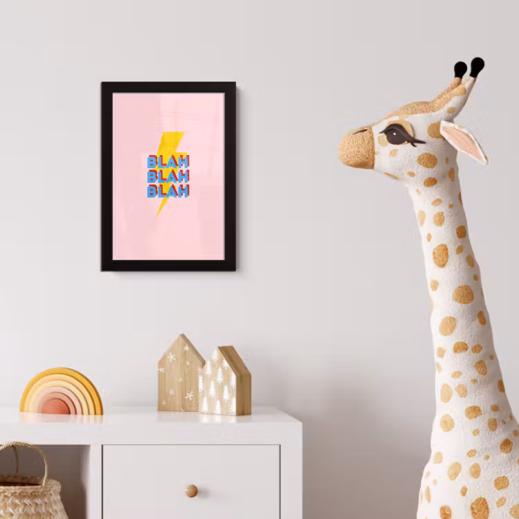 Blah - Bliksem - Roze fotolijst zwart zonder passe partout klein -usfeer4_kinderkamer