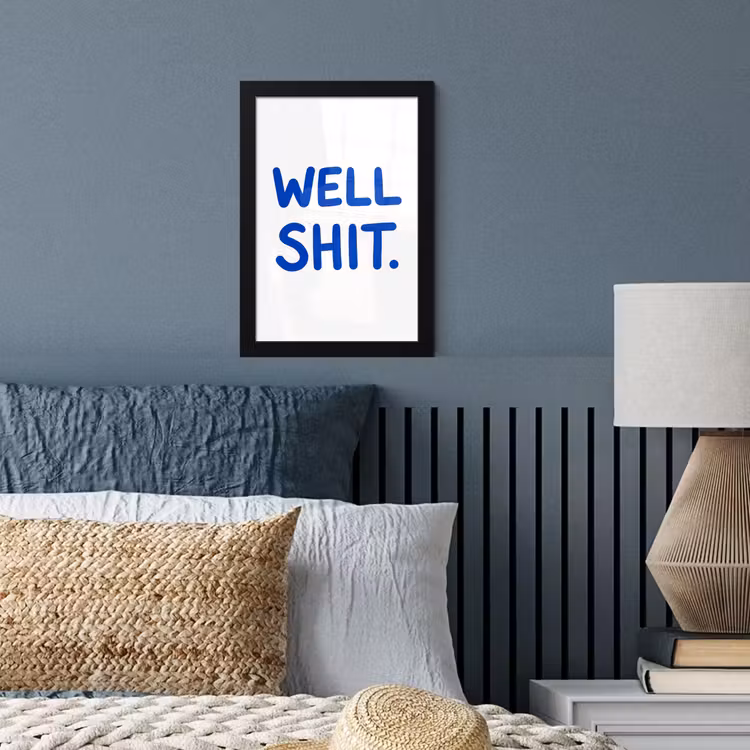 Blauw - Quote - Wit fotolijst zwart zonder passe partout klein -sfeer3