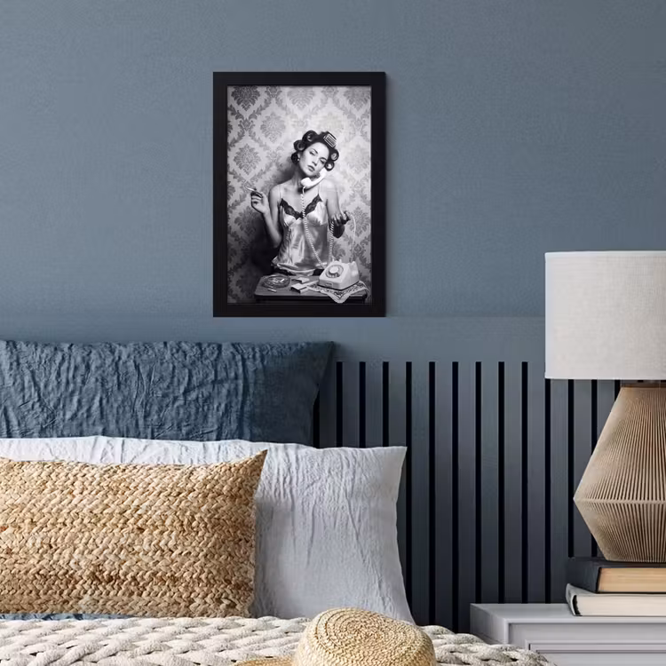 Chic - Vrouw - Zwart - Wit fotolijst zwart zonder passe partout klein -sfeer3