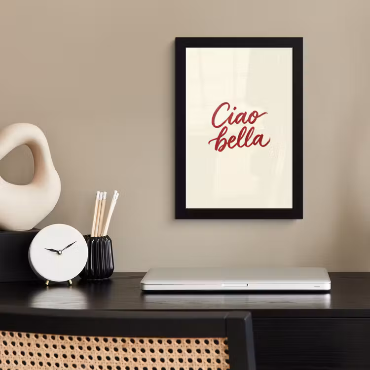 Ciao bella - Rood - Wit - Minimalistisch fotolijst zwart zonder passe partout klein -sfeer1