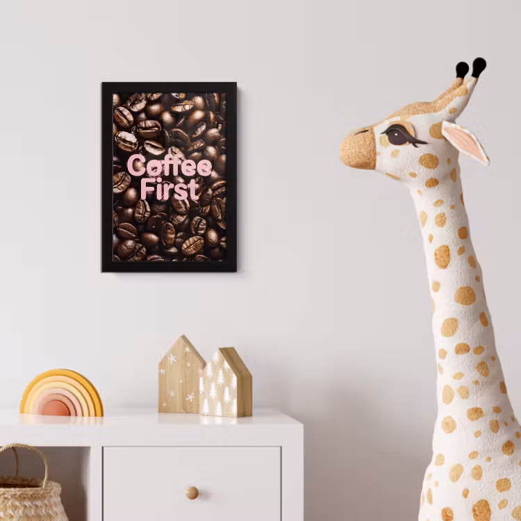 Coffee First - Koffiebonen - Roze fotolijst zwart zonder passe partout klein -usfeer4_kinderkamer