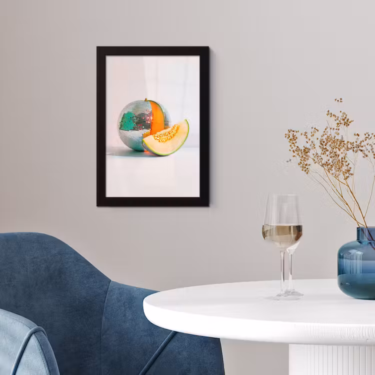 Disco - Discobal - Meloen - Pastel fotolijst zwart zonder passe partout klein -sfeer4