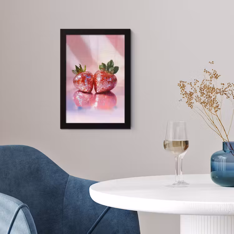 Disco - Fruit - Glitter - Strawberry fotolijst zwart zonder passe partout klein -sfeer4