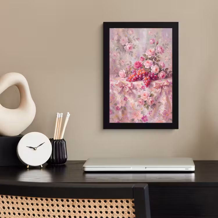 Eten - Bloemen - Stilleven - Roze - Goud fotolijst zwart zonder passe partout klein -sfeer1