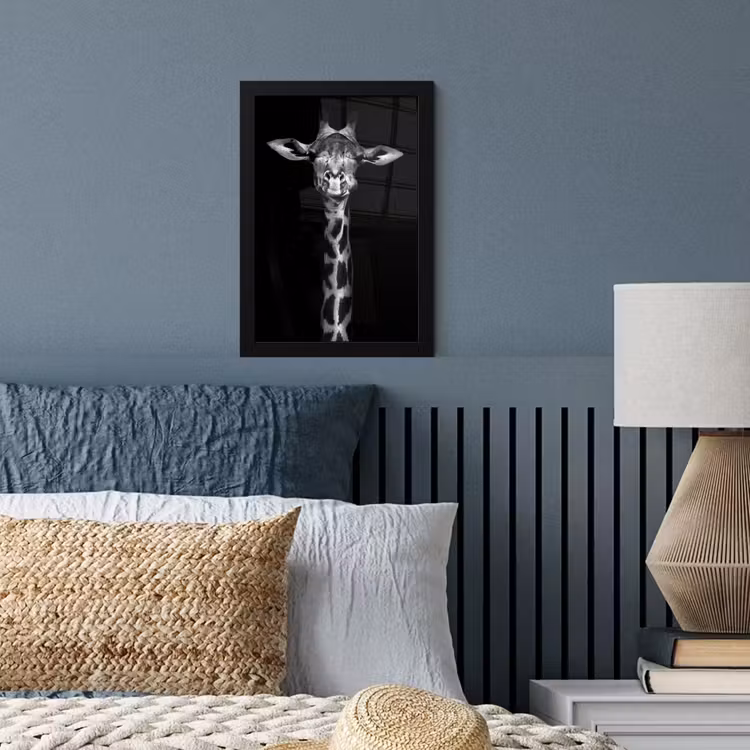 Giraffe - Portret - Dieren - Zwart - Wit fotolijst zwart zonder passe partout klein -sfeer3