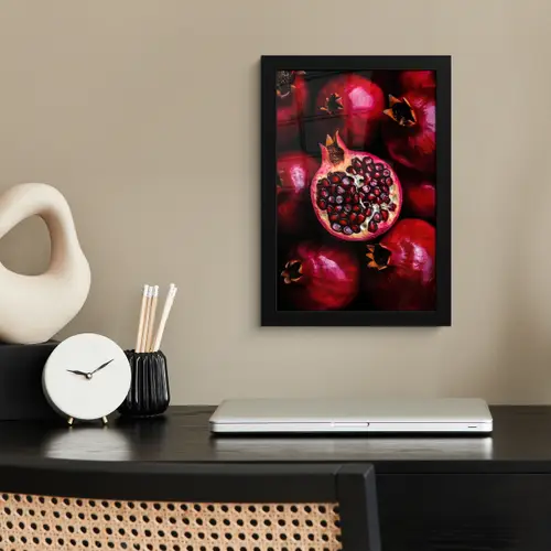 Granaatappel - Rood - Fruit fotolijst zwart zonder passe partout klein -sfeer1