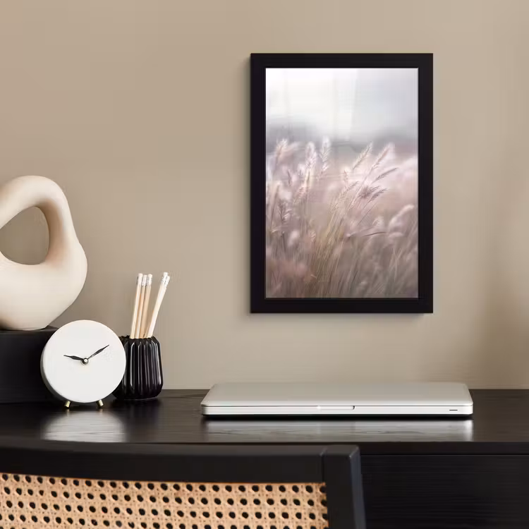 Graspluimen - Wind - Beige - Mistig fotolijst zwart zonder passe partout klein -sfeer1