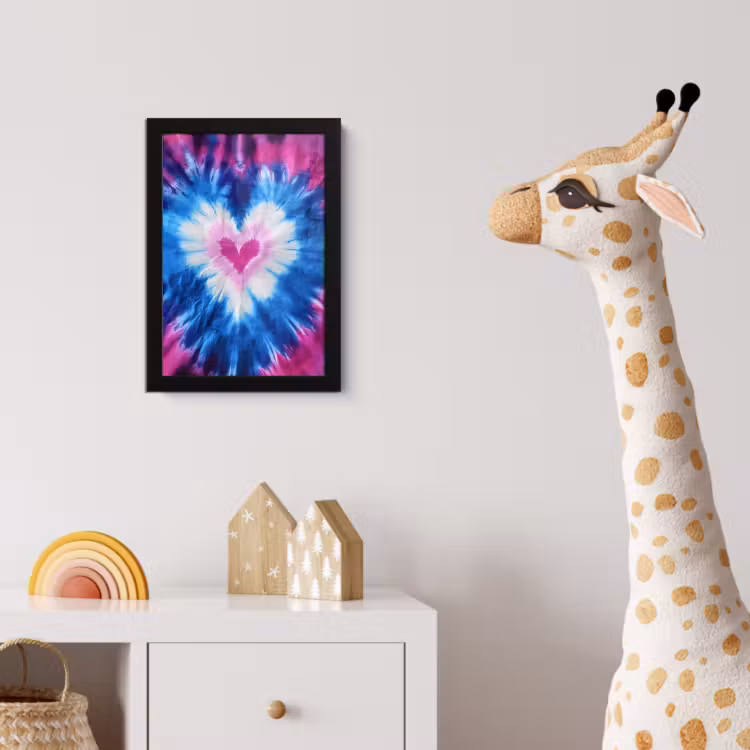 Hartvormig - Tie dye - Paars fotolijst zwart zonder passe partout klein -usfeer4_kinderkamer
