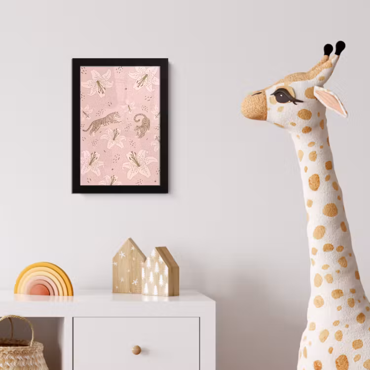 Kat - Springend - Bloemen - Abstract - Roze fotolijst zwart zonder passe partout klein -usfeer4_kinderkamer
