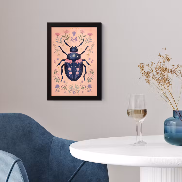 Kever - Donkerblauw - Bloemen - Sierlijk fotolijst zwart zonder passe partout klein -sfeer4