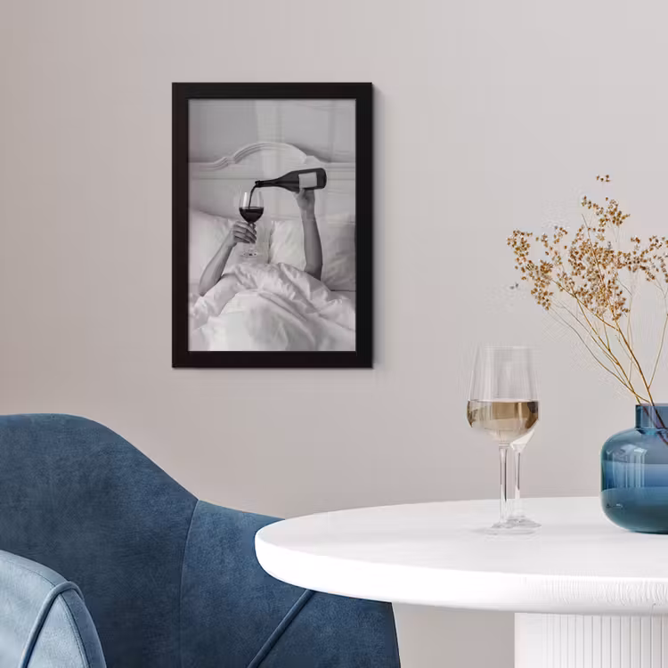 Lakens - Armen - Wijn - Glas fotolijst zwart zonder passe partout klein -sfeer4