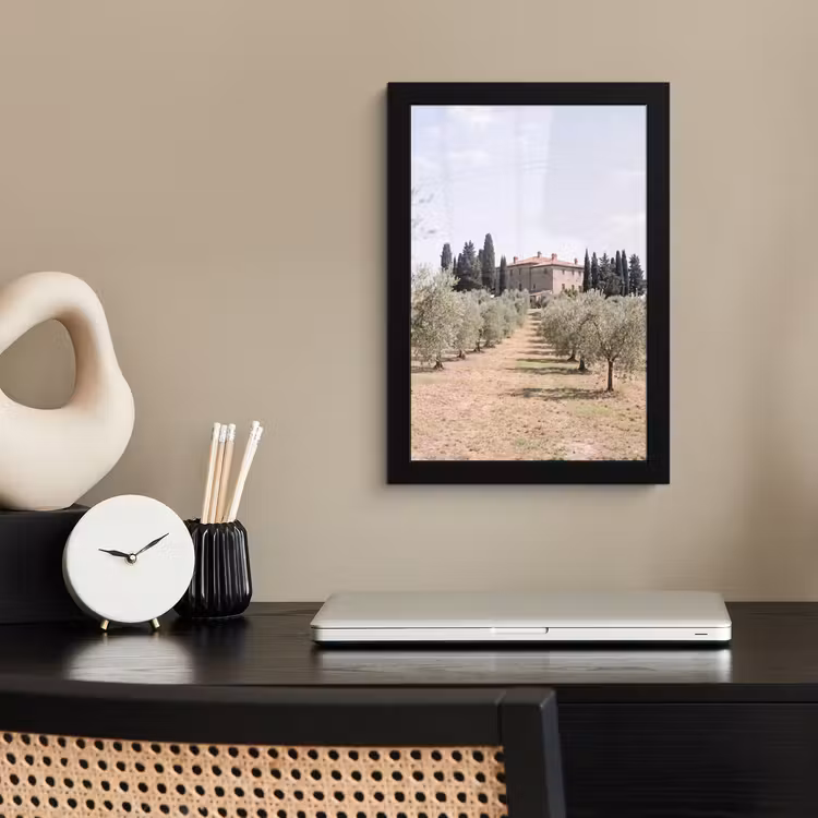 Poster met lijst - Landhuis - olijfboom - gaard - Landhuis - olijfboom - gaard fotolijst zwart zonder passe partout klein