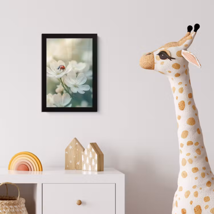Lieveheersbeestje - Bloemen - Wit fotolijst zwart zonder passe partout klein -usfeer4_kinderkamer