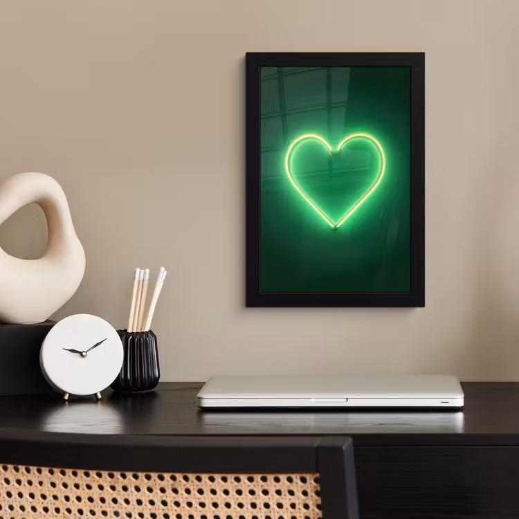 Neon - Groen - Licht fotolijst zwart zonder passe partout klein -sfeer1