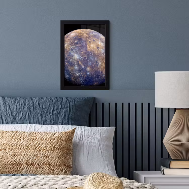 Poster met lijst - Planeet - Kraters - Ruimte - Planeet - Kraters - Ruimte fotolijst zwart zonder passe partout klein