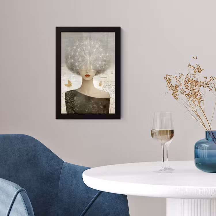 Pluis - Vrouw - Beige fotolijst zwart zonder passe partout klein -sfeer4